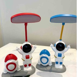 Astronot Masa Lambası